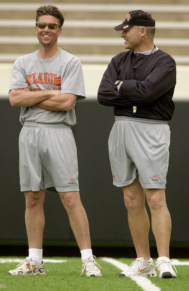 Kansas coach Les Miles is returning to Boone Pickens Stadium on Saturday